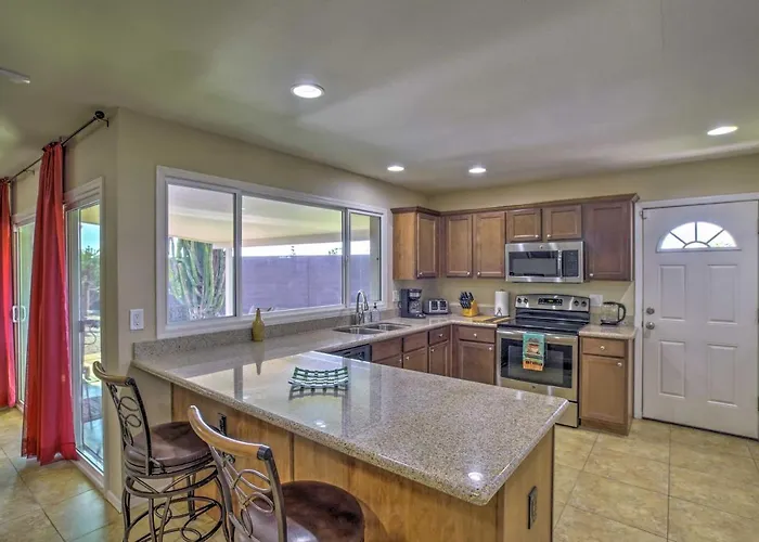 Patio + Yard: Pet-friendly Gem In Litchfield Park! * Litchfield Park
