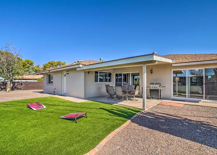 Patio + Yard: Pet-friendly Gem In Litchfield Park!